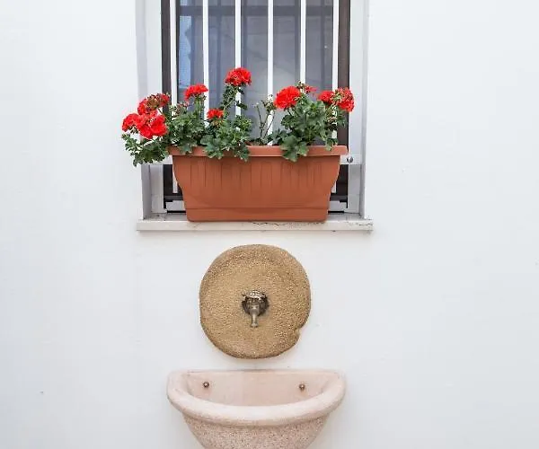 ベッド・アンド・ブレックファスト Vico Marina